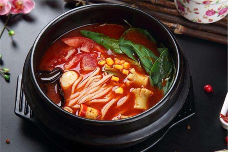 俏阿瑶过桥米线